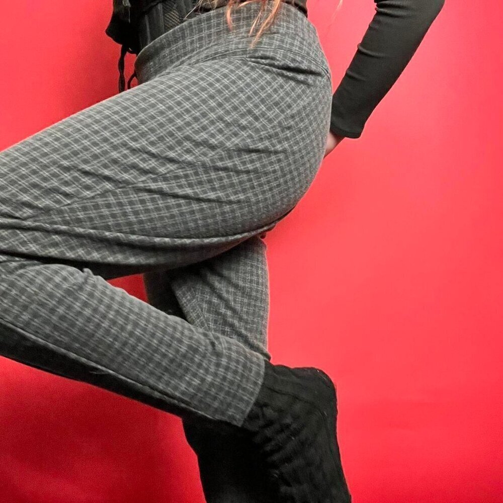 Ricki’s / Black and grey checkered leggings 🩶🖤 - Picture 3 of 5